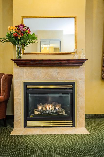 Peterborough Inn & Suites Hotel Room photo