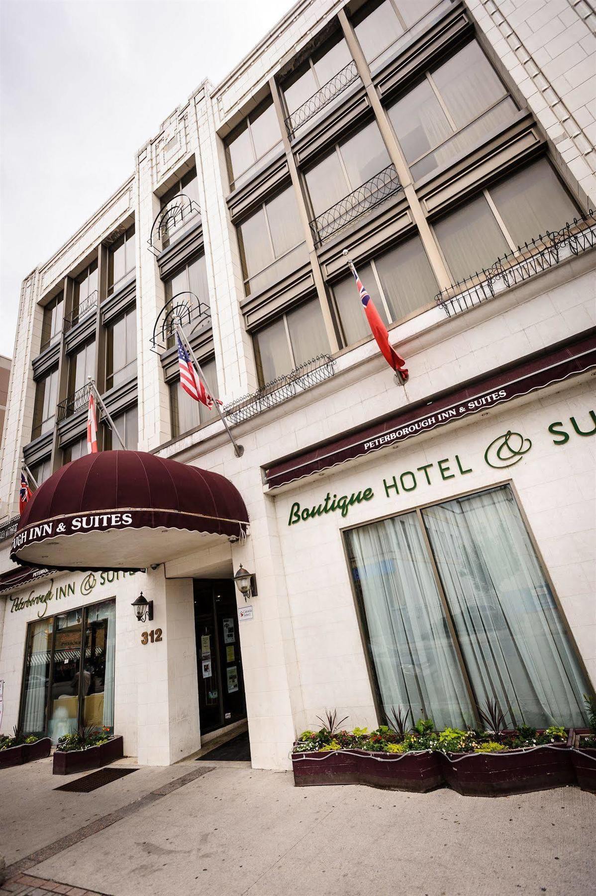 Peterborough Inn & Suites Hotel Exterior photo