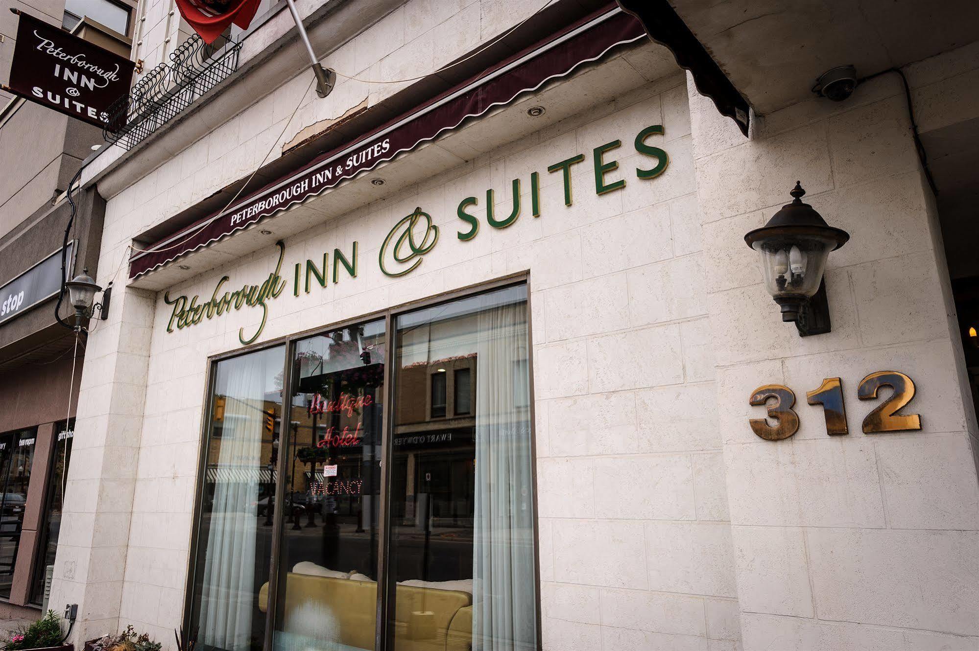 Peterborough Inn & Suites Hotel Exterior photo